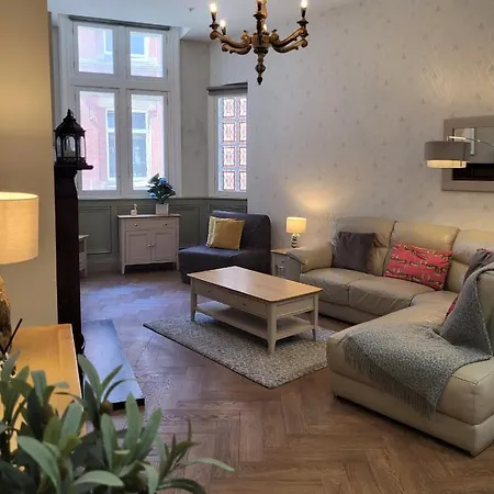 Aparthotel Goodramgate 4*